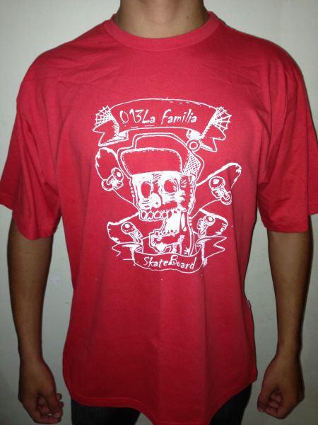 Camiseta La Família vermelha